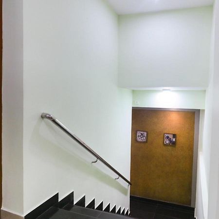 Hotel Newcastle Wadakkanchery Esterno foto